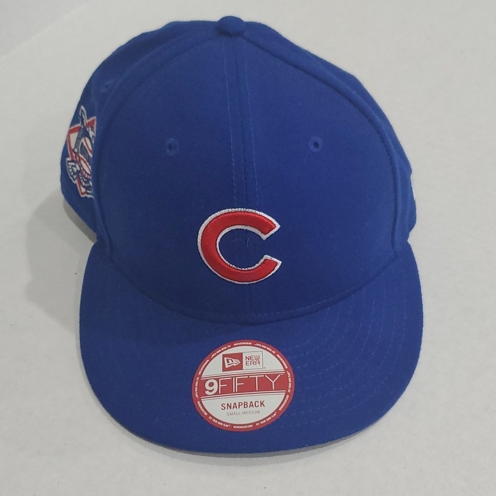 CHICAGO CUBS NEW ERA 9FIFTY SNAPBACK HAT SIZE SMALL / MEDIUM